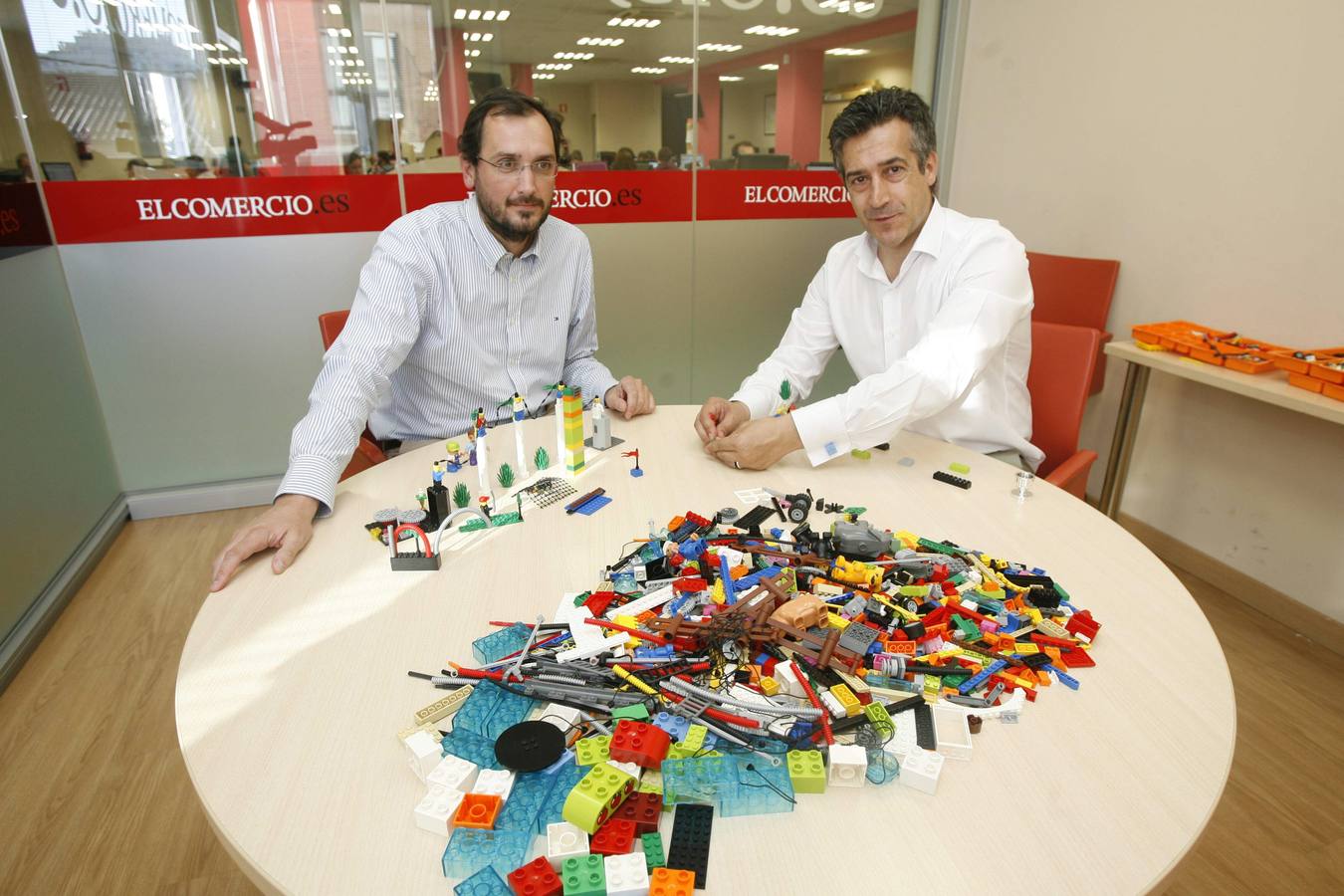 LegoView. Paco Prieto - Iñigo Felgueroso. Foto by El Comercio. Jose Simal